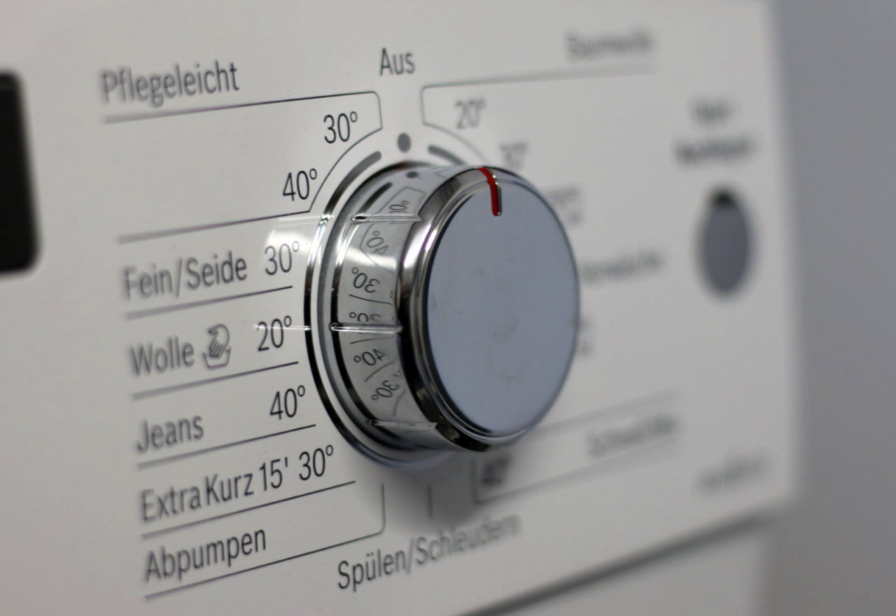Waschmaschine Programm am Knopf wählen
