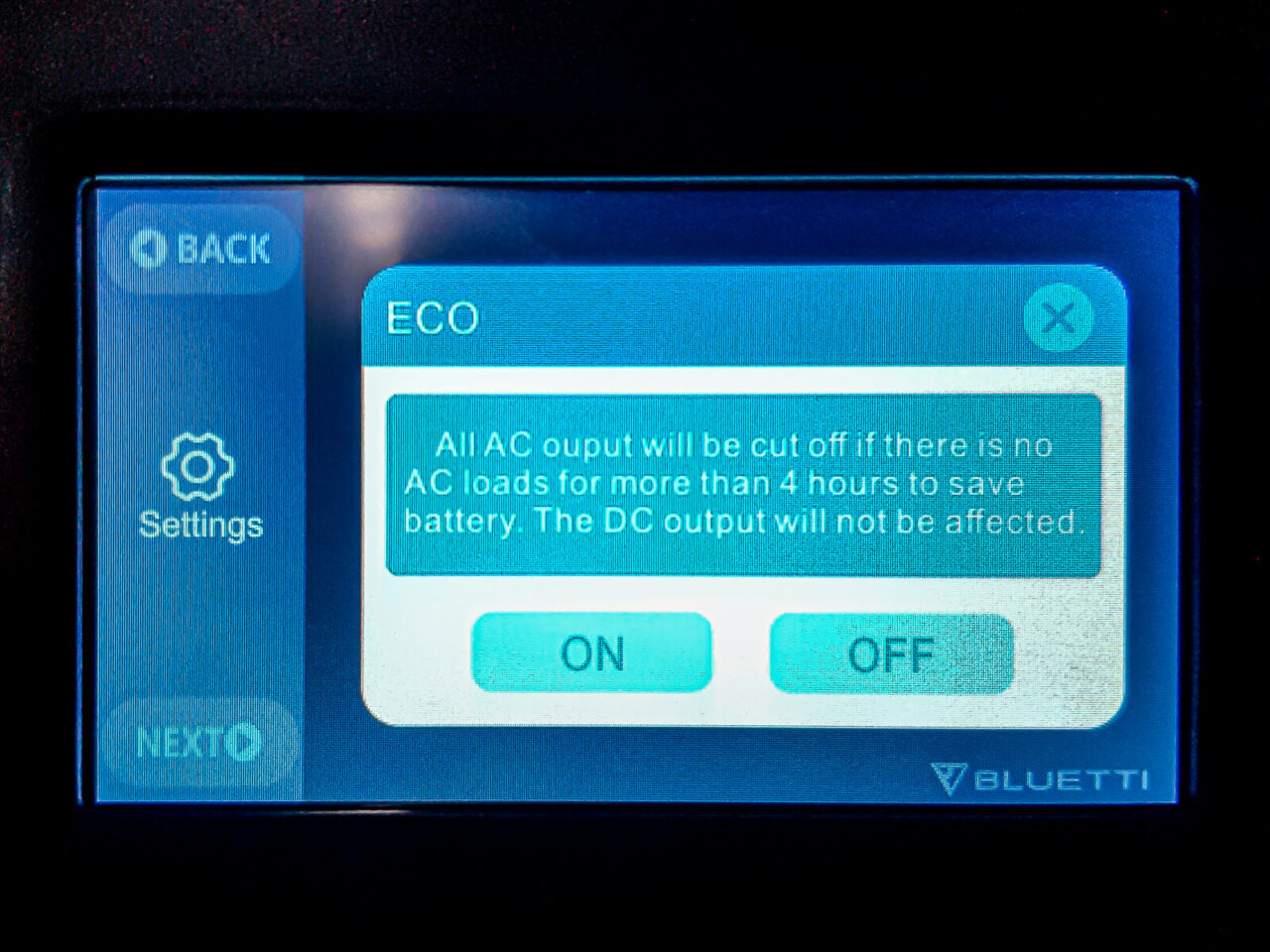 Bluetti Ac200max Solargenerator Test Display, Eco Modus