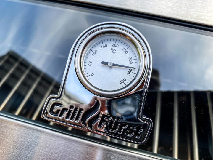 Grillfürst G201E Gasgrill Test - Thermometer, Deckel, 330 Grad Celsius
