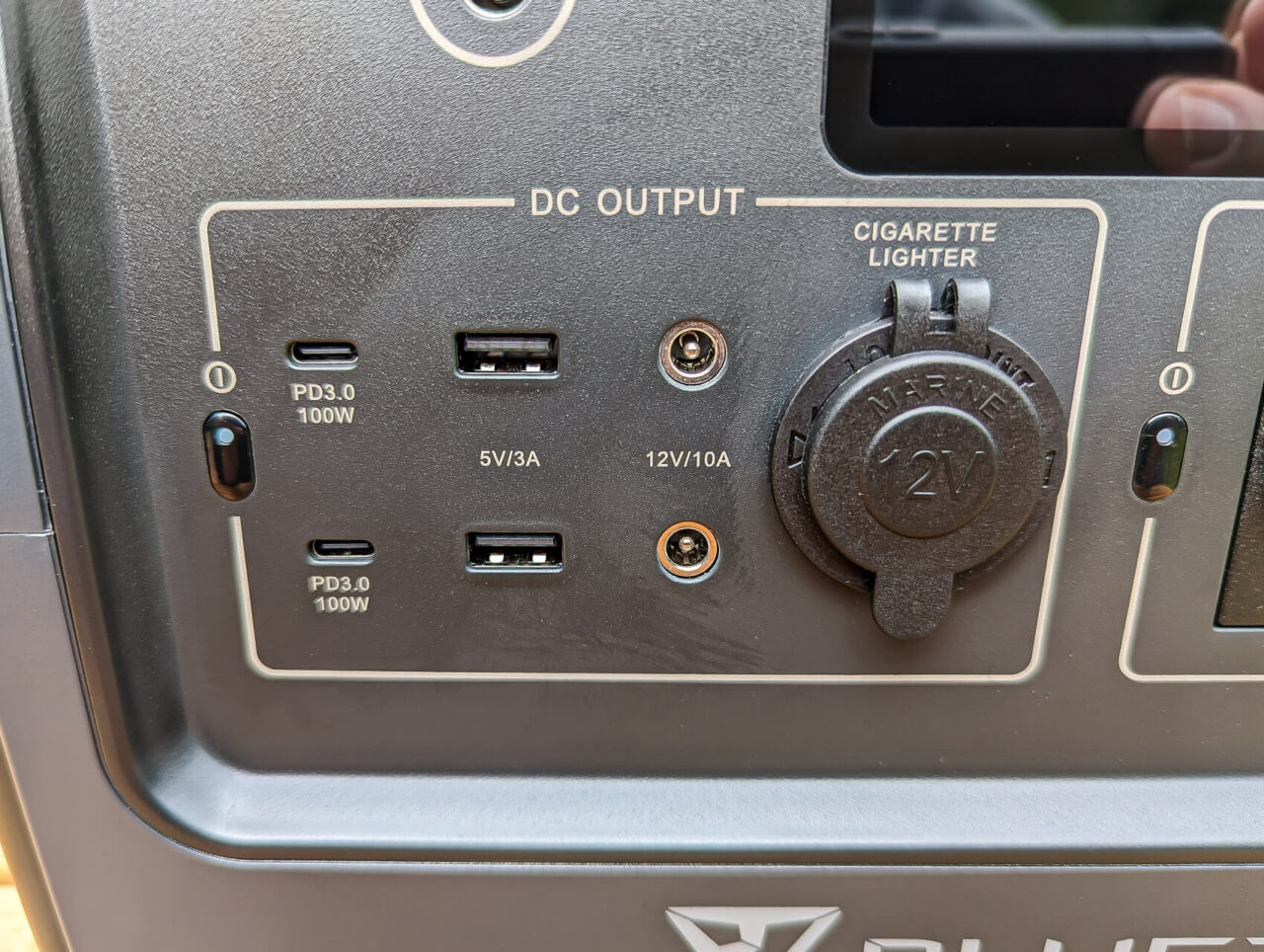 Bluetti EB70 - Anschlüsse, Gleichstrom, USB-A, USB-C, KFZ-Stecker, 12 Volt Rundstecker