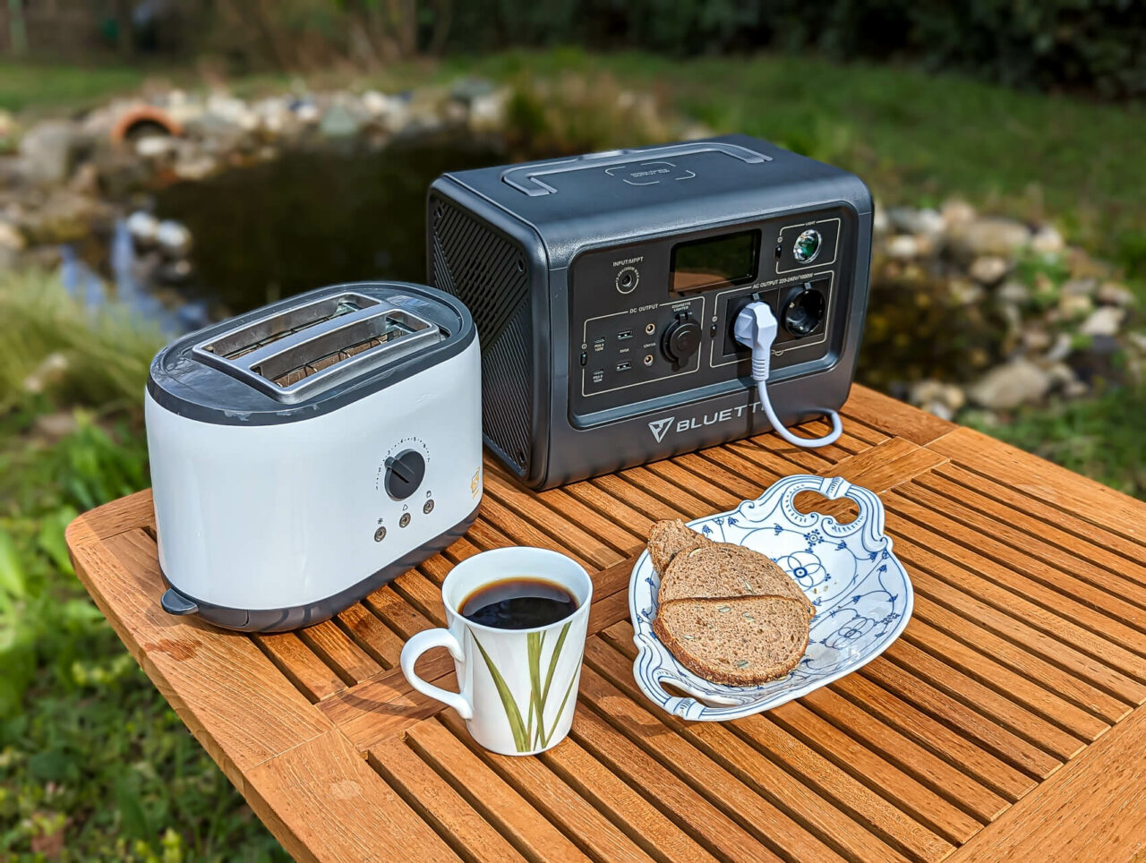 Bluetti EB70 - Test, Praxis, Camping, Toaster, Kaffee