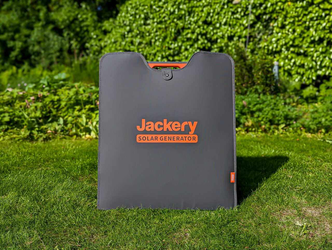 Jackery Solarsaga 200 Tasche, Packtasche, Zusammengefaltet