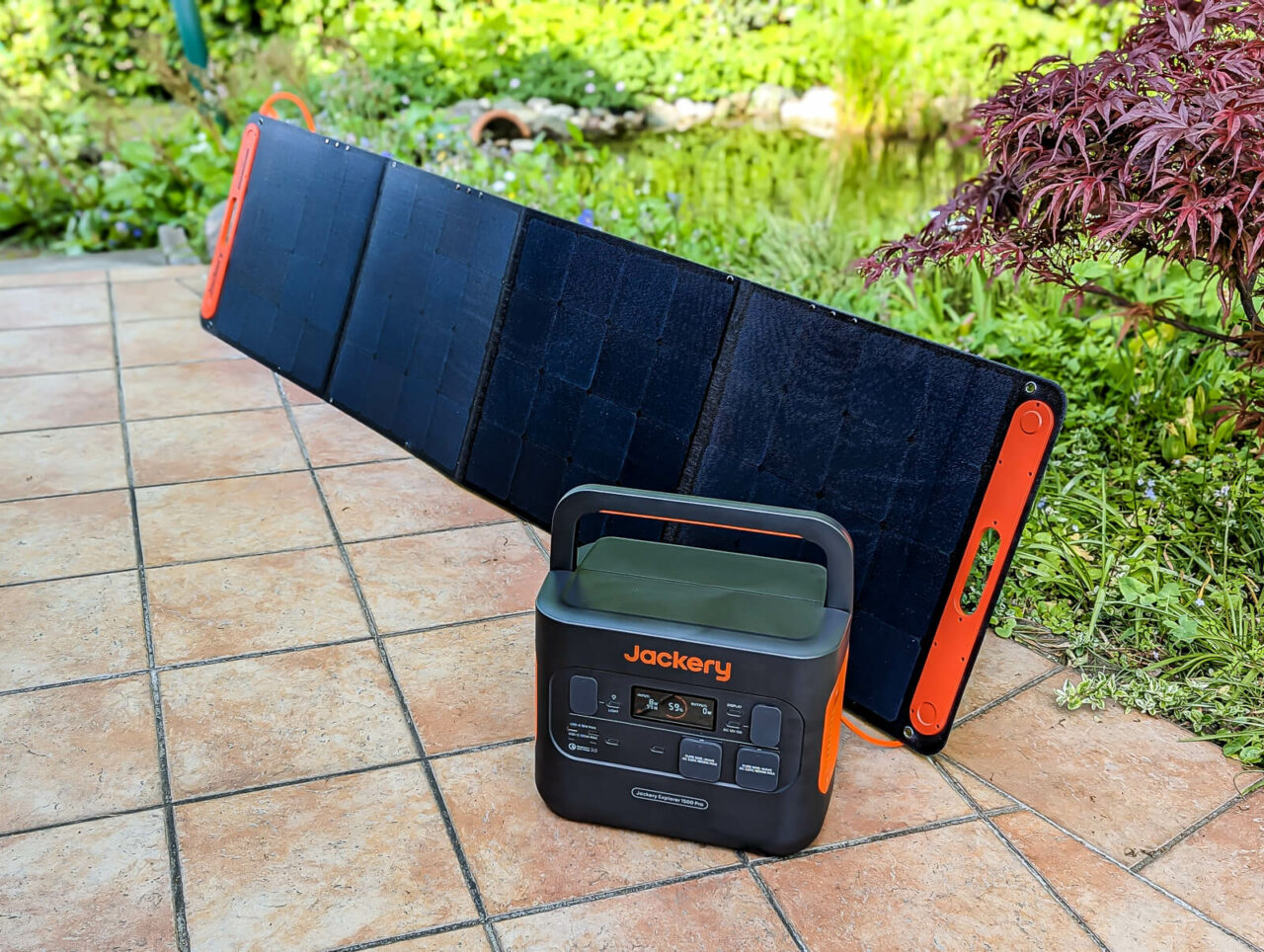 Jackery SolarSaga 200 - Test, Leistung im Schatten, minimale Leistung, Solargenerator, mit Powerstation Jackery Explorer 1500 Pro
